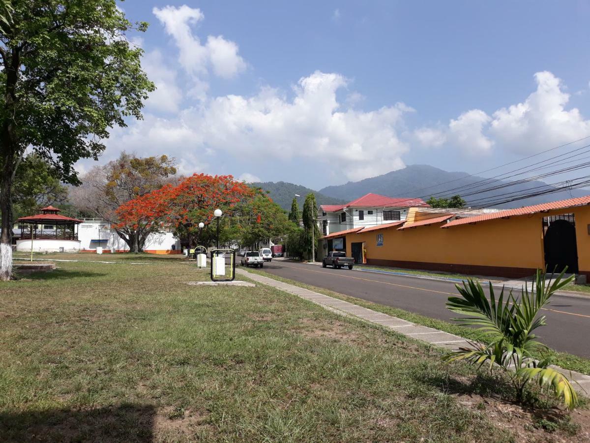 Hotel Casa Altamira San Pedro Sula Exterior foto